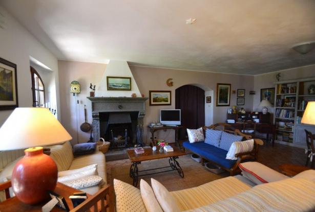 Wonderful villa with private beach on Lake Bolsena Reception