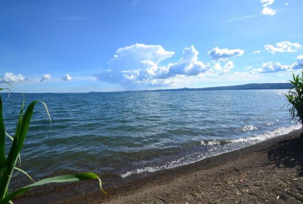 Wonderful villa with private beach on Lake Bolsena Beach