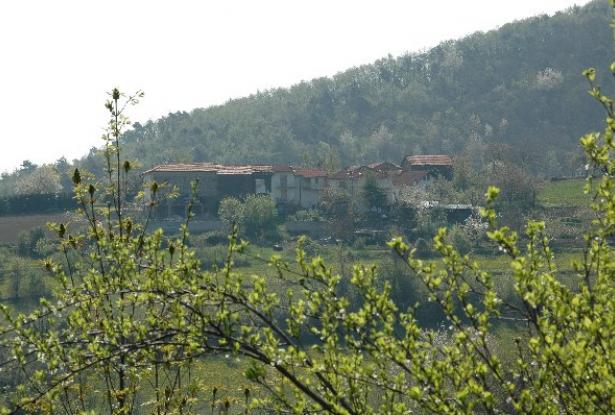 Original rustic farmhouse in beautiful panoramic and sunny position - Piedmont- Langhe 6