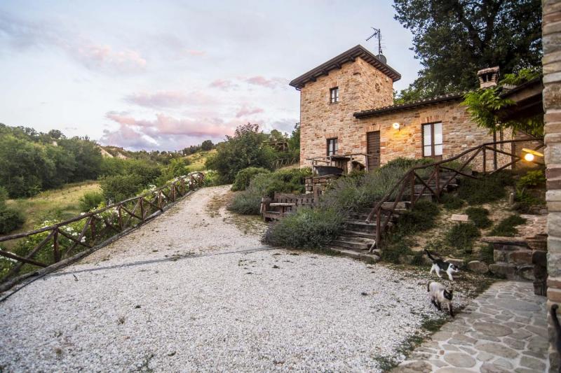 move to italy experience agriturismo