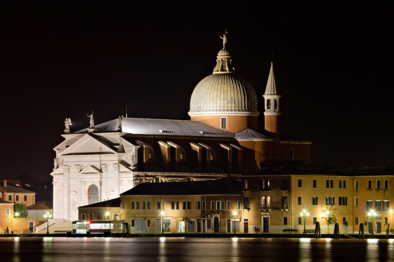 Chiesa del Redentore in Venice at night