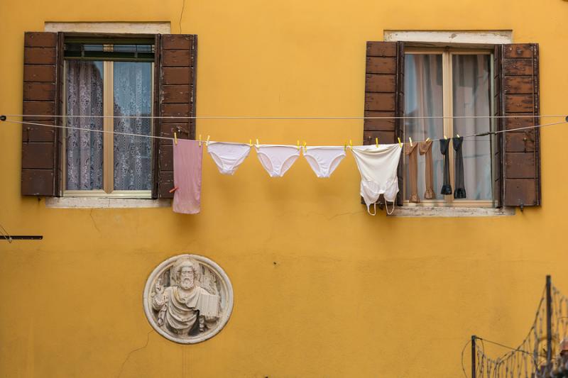 Le Pulizie di Primavera - Talking Spring Cleaning in Italian 