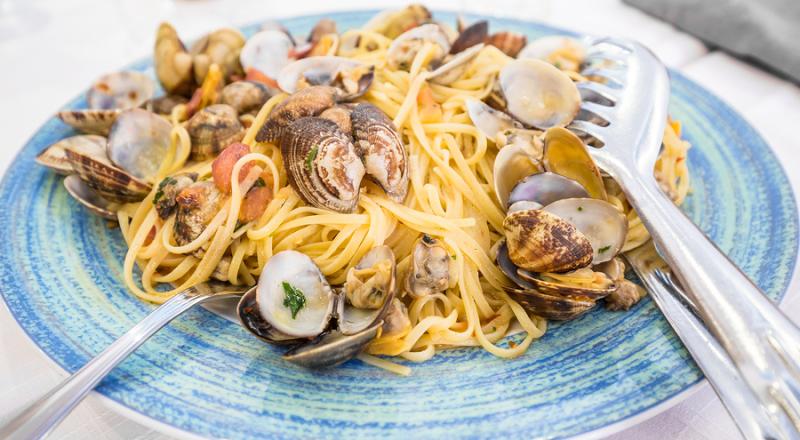 Spaghetti alle vongole Spaghetti alle vongole dish