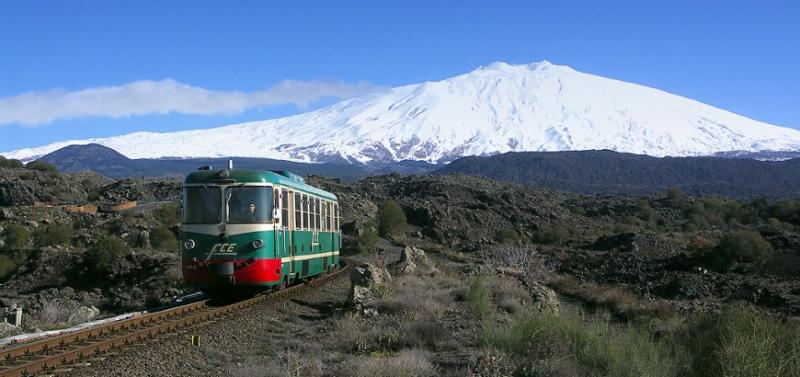 Etna wine train 