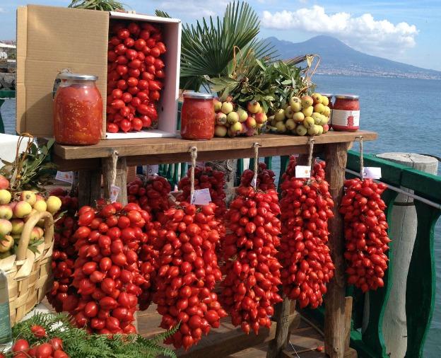Vesuvio Piennolo cherry tomato