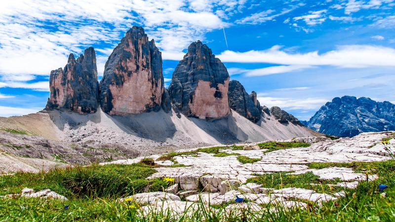 Tre Cime di Lavaredo Peaks hiking in the Dolomites