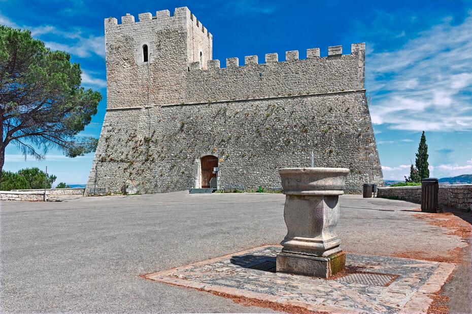Castello Monforte, Campobasso Campobasso, Molise