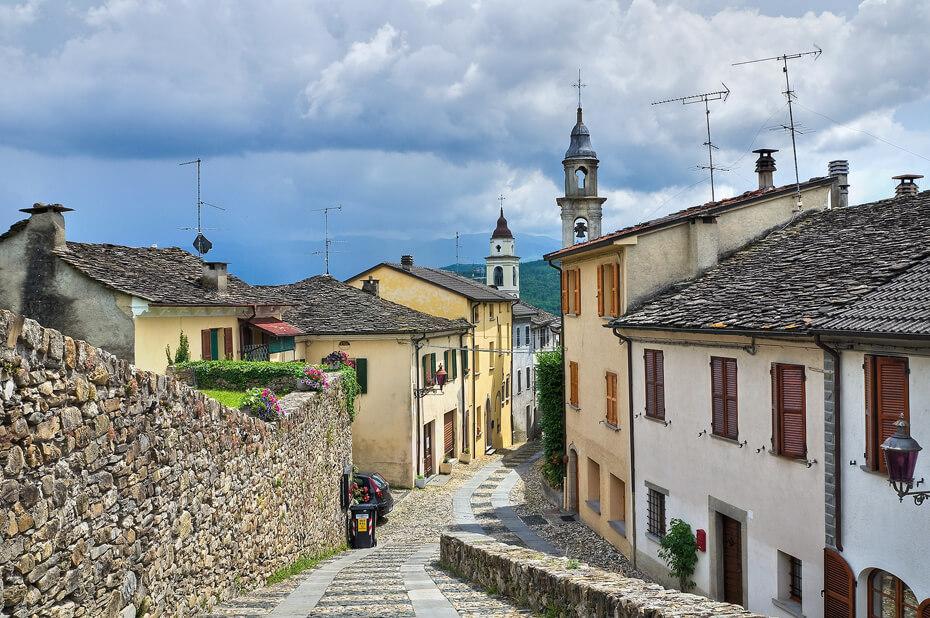 Compiano must see villages in Emilia-Romagna