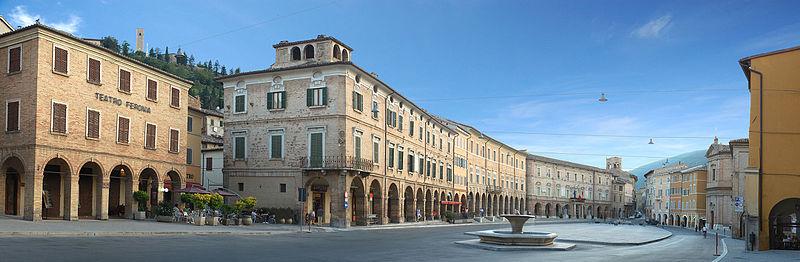 Piazza del Popolo, San Severino Marche Wiki Loves Monuments Italia 2015