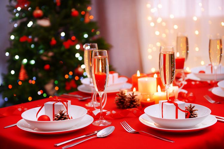 Christmas Table Setting: Picks from the ITALY Magazine Staff | ITALY ...